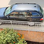 Mit Grill- Terrasse Und Garten By Interhome * Traù
