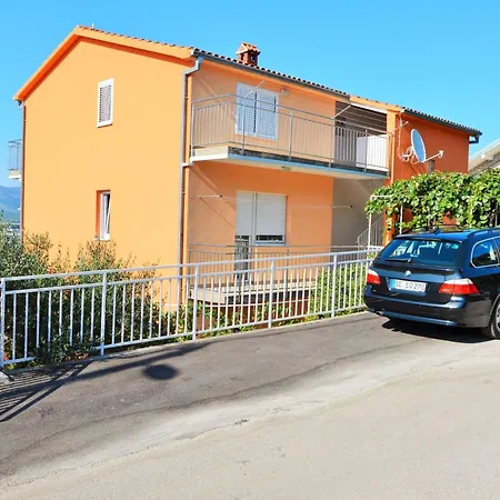 Mit Grill- Terrasse Und Garten By Interhome Trogir