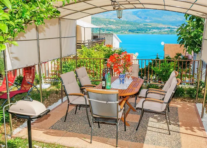 Mit Grill- Terrasse Und Garten By Interhome * Trogir