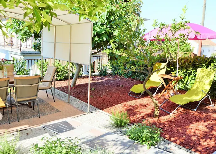 Mit Grill- Terrasse Und Garten By Interhome Apartment Trogir