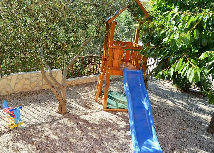 Mit Grill- Terrasse Und Garten By Interhome * Trogir