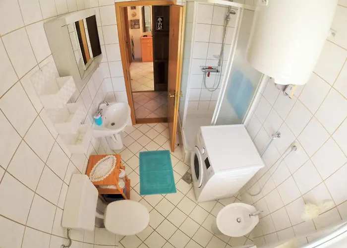 Apartment Mit Grill- Terrasse Und Garten By Interhome *